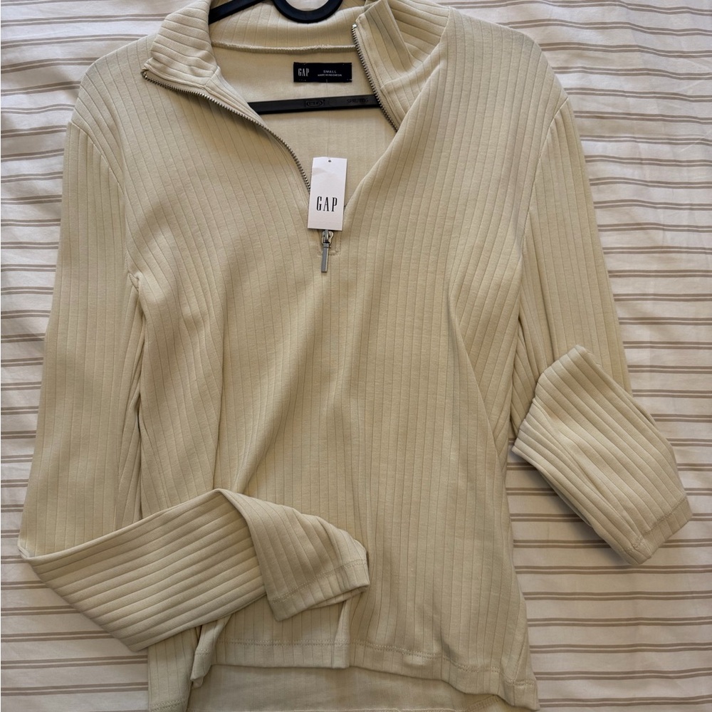 GAP Women's Beige Ribbed Half-Zip Sweatshirt